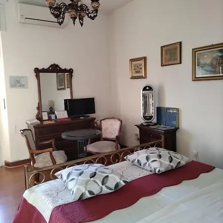 Maddalena Di San Zeno Bed & Breakfast *
